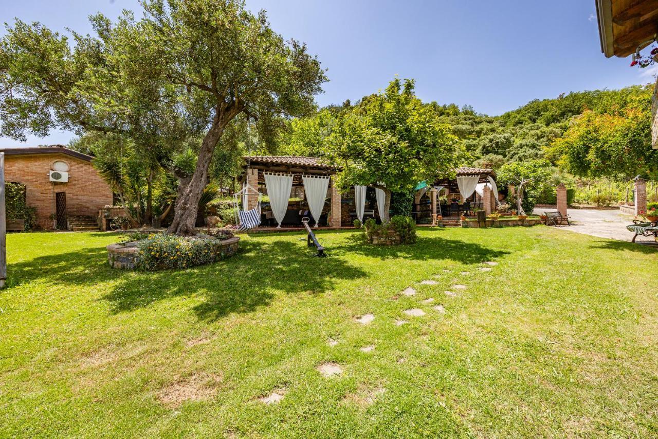 Local Stone Cottage With Shared Pool - Happy Rentals Casal Velino Exterior photo